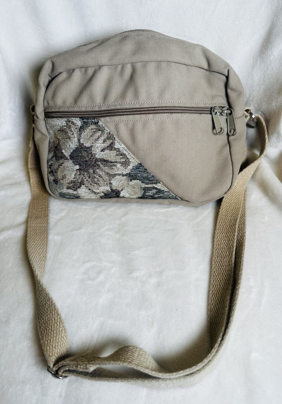Women’s Canvas Tapestry Floral crossbody bag adjustable strap Tan Boho Travel